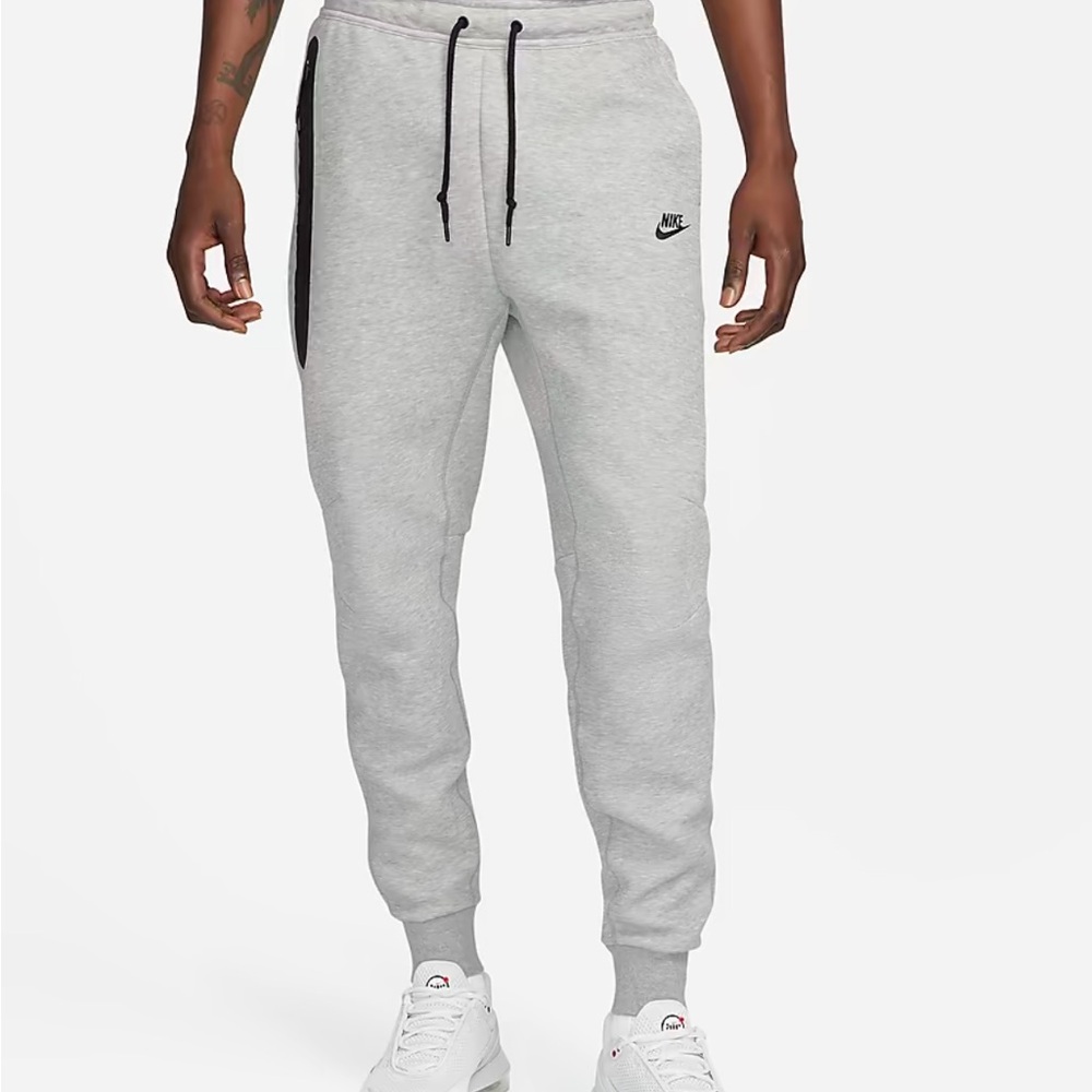 Nike Sportswear Tech SweatPants